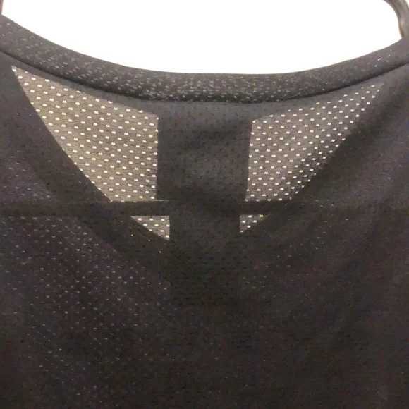 NWOT Washington Huskies [Gen2] Purple, White & Black Womens T-Shirt - Picture 6 of 8